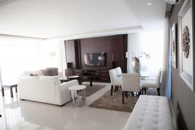 Aquarius Luxury Suites