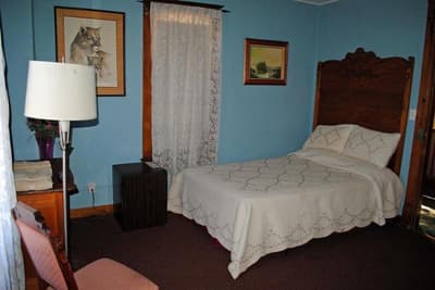 Historic Melrose Hotel