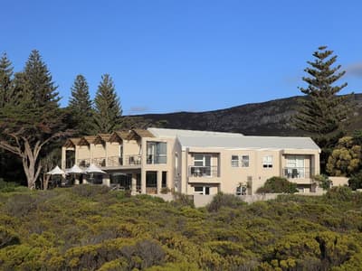 Abalone Guest Lodge