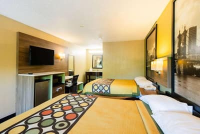 Super 8 by Wyndham Cincinnati/Springdale OH