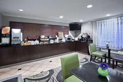 La Quinta Inn Cleveland Macedonia