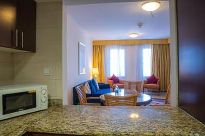 Marriott Executive Apts Dubai, Green Community