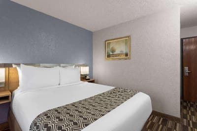 Microtel Inn & Suites By Wyndham Zephyrhills