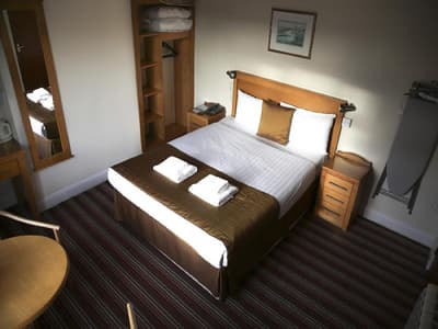 Belmore Court & Motel