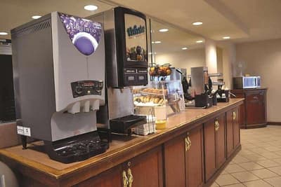 Days Inn by Wyndham Pleasant Prairie
