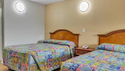 Studios and Suites 4 Less Emporia