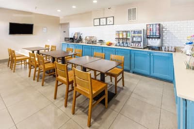 Country Inn & Suites by Radisson, Smyrna, GA