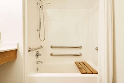 Super 8 by Wyndham Ashland