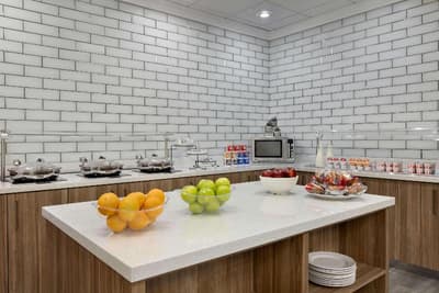 Four Points by Sheraton Alexandria