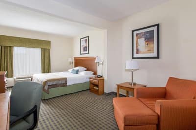 Wingate By Wyndham Atlanta Airport Fairburn