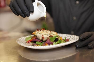 Zur Post & Appartementhaus Kern