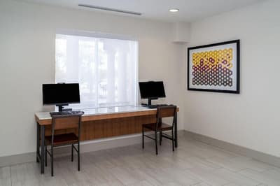 Holiday Inn Express Hotel & Suites Bluffton @ Hilt