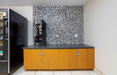 Candlewood Houston Park 10