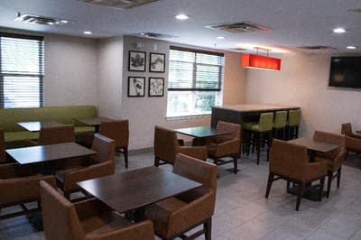 Country Inn & Suites by Radisson, Carlisle, PA