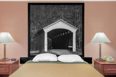 Super 8 by Wyndham Shelbyville