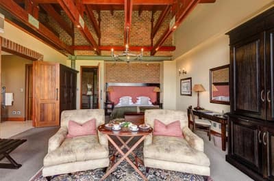 Tintswalo At Waterfall