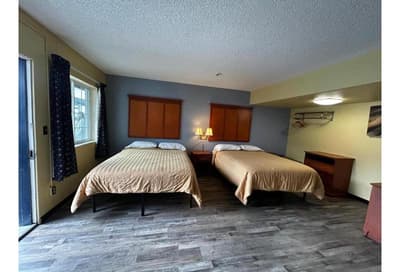 Travelers Inn by OYO Longview Kelso