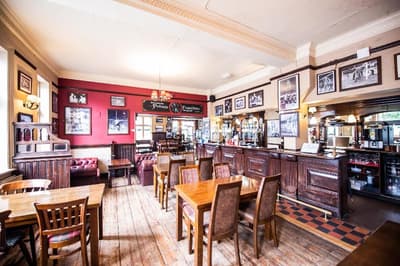 OYO The Green Man Pub And Hotel