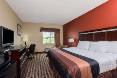 Baymont by Wyndham Sulphur