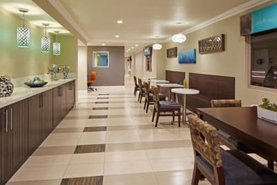 Eden Roc Inn and Suites