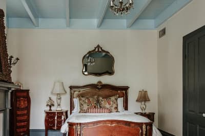 Maison Mouton Bed & Breakfast