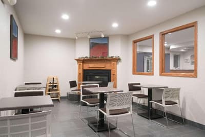 Microtel Inn & Suites By Wyndham Springfield
