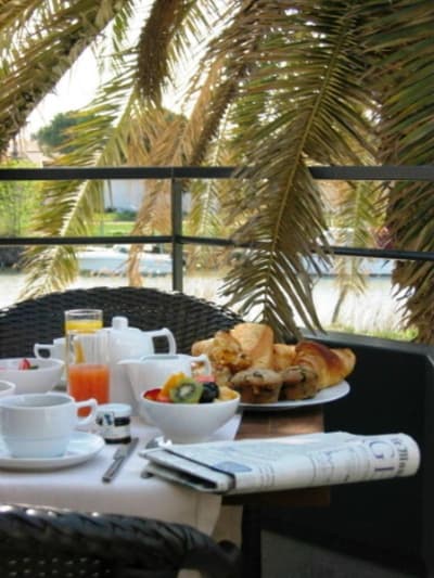 Hotel Canal Aigues Mortes