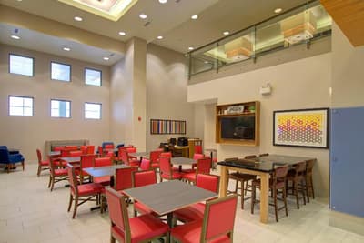 Holiday Inn Express Hotel & Suites Mankato East