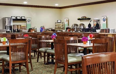Country Inn & Suites by Radisson, Marion, IL