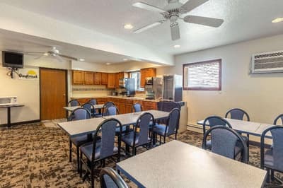 Days Inn by Wyndham Mackinaw City/Bridgeview Area