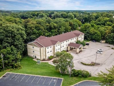 Comfort Inn & Suites Quad Cities - East Moline