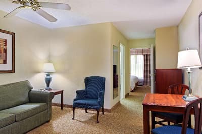 Country Inn & Suites Elgin