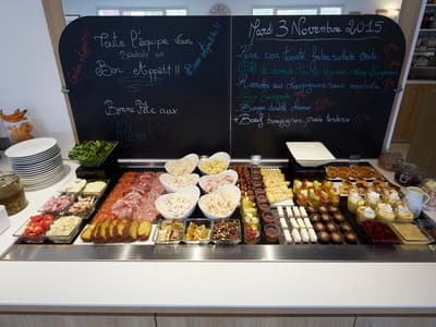 Kyriad Paris Nord - Ecouen La Croix Verte