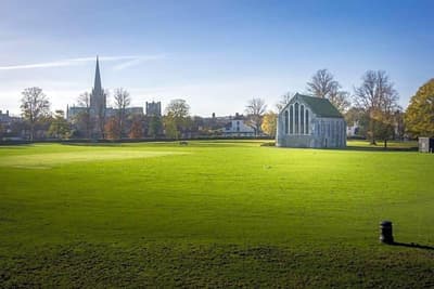 Crouchers Country Hotel - Hotel