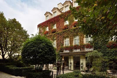 Le Pavillon de la Reine