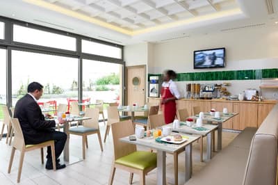 Adagio Aparthotel Paris Vincennes