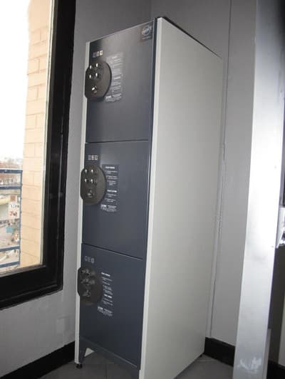 Peace & Love - Hostel