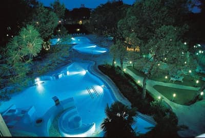 Hotel Bristol Buja