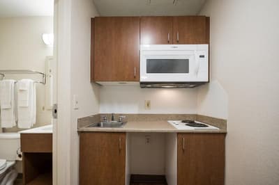 HomeTowne Studios Seattle - Kent/ Des Moines