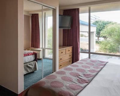 Rodeway Inn & Suites Shreveport