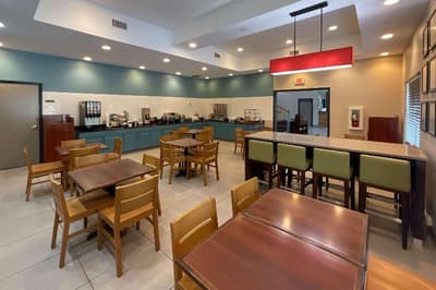 Country Inn & Suites Tallahassee NW (I-