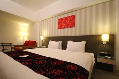 Mola Mola Four Seasons