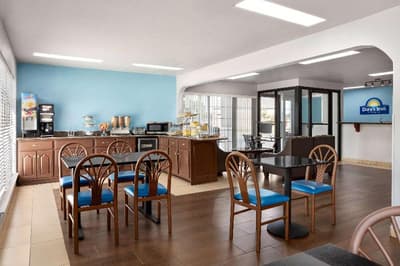 Days Inn by Wyndham Fulton