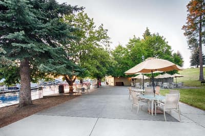 Red Lion Templins On The River