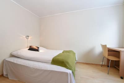 Enter Backpack Hotel