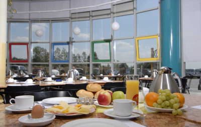 Life Hotel Vienna Airport