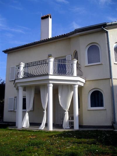 Villa Mandolina Apartments