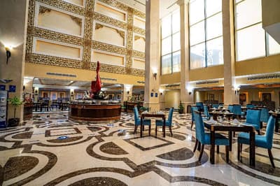 Double Tree by Hilton Dhahran