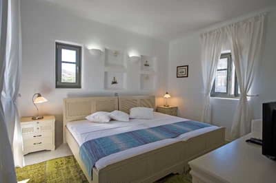 Naoussa Hills Boutique Resort