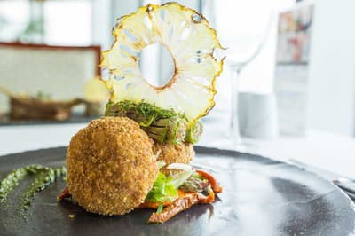 Dedeman Oskemen Tavros Hotel